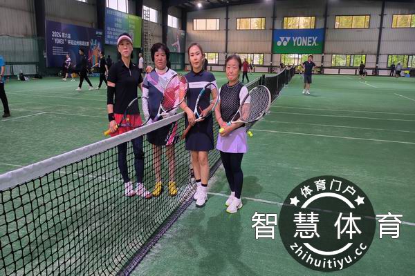 10、女双组运动员赛前合影04.jpg