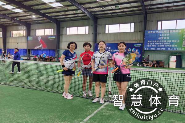 15、女双组运动员赛前合影08.jpg